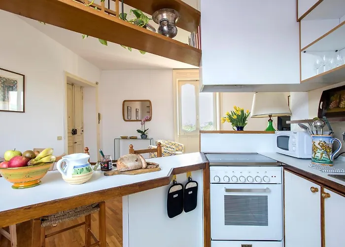 ""bright Floor Vatican & Tiber View, Steps From Olympic Stadium" Apartment Rom