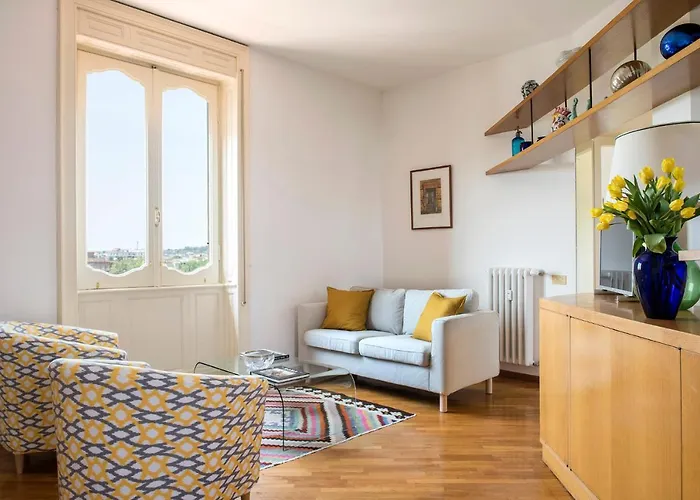 ""bright Floor Vatican & Tiber View, Steps From Olympic Stadium" Apartment
